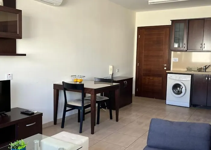 Danaos 2 Complex - By Imh Travel & Tours Lejlighed *