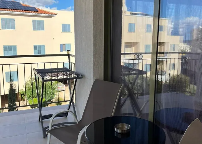 Danaos 2 Complex - By Imh Travel & Tours Lejlighed Paphos