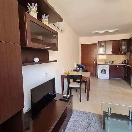 Apartman Danaos 2 Complex - By Imh Travel & Tours Paphos