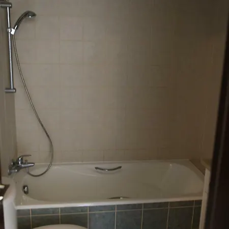 Danaos 2 Complex - By Imh Travel & Tours Pafos